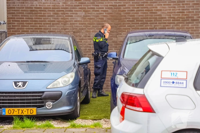 Onderzoek naar vreemde lucht bij autogarage
