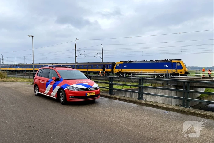 Brand in locomotief van passagierstrein