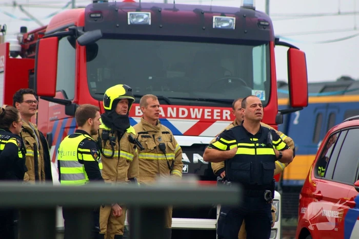 Brand in locomotief van passagierstrein