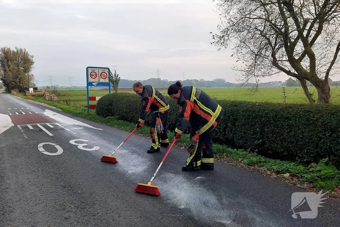 Traktor veroorzaakt kilometer lang oliespoor