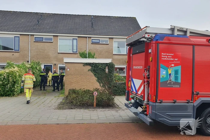 Voordeur woning geforceerd bij waterlekkage