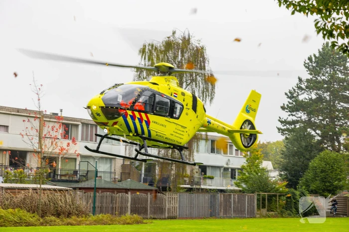 Man zwaargewond aangetroffen op straat