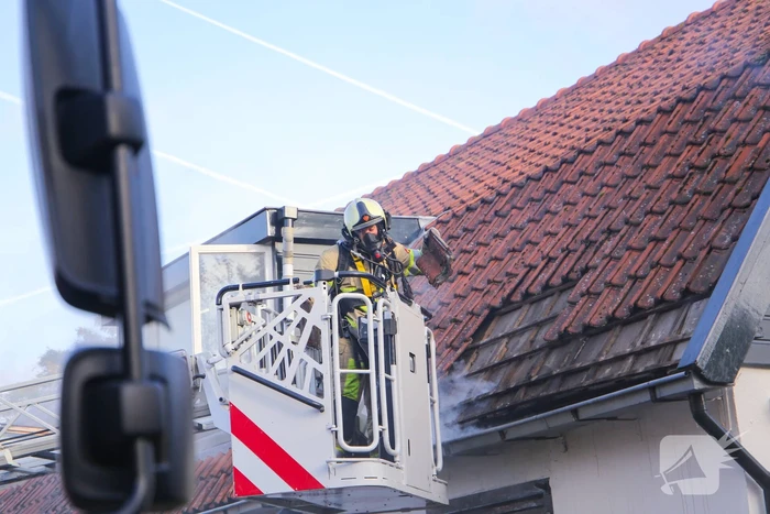 Grote brand in cafe met bovenwoning