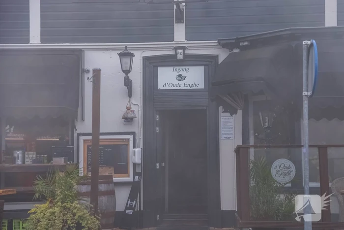 Grote brand in cafe met bovenwoning