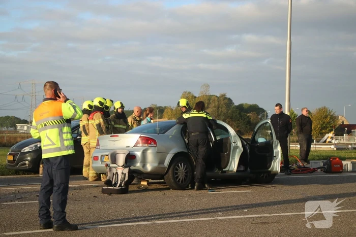 Ravage na botsing tussen meerdere voertuigen