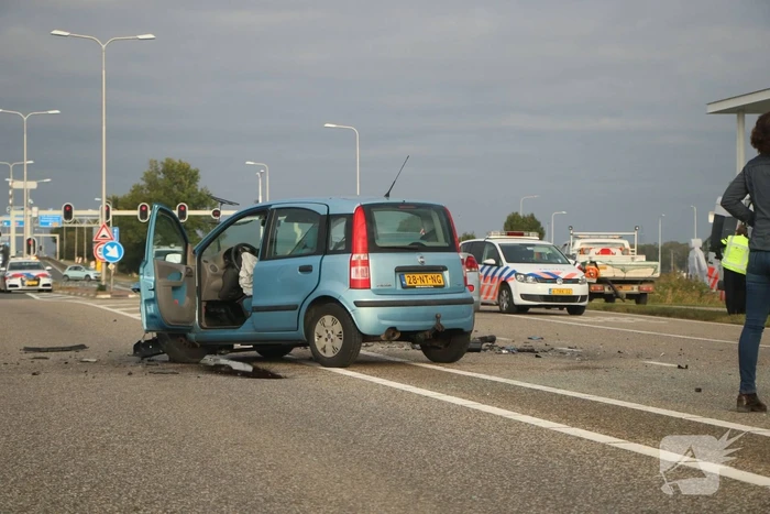 Ravage na botsing tussen meerdere voertuigen
