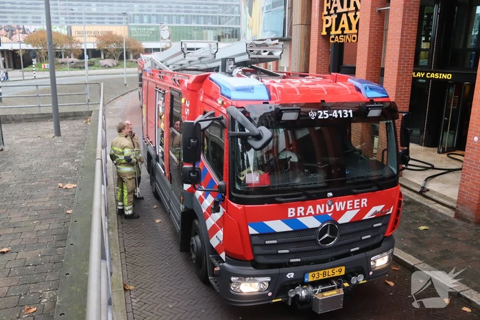 Brand tussen plafondplaten Fair Play Casino