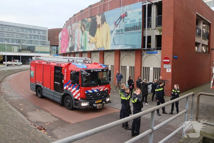 Brand tussen plafondplaten Fair Play Casino