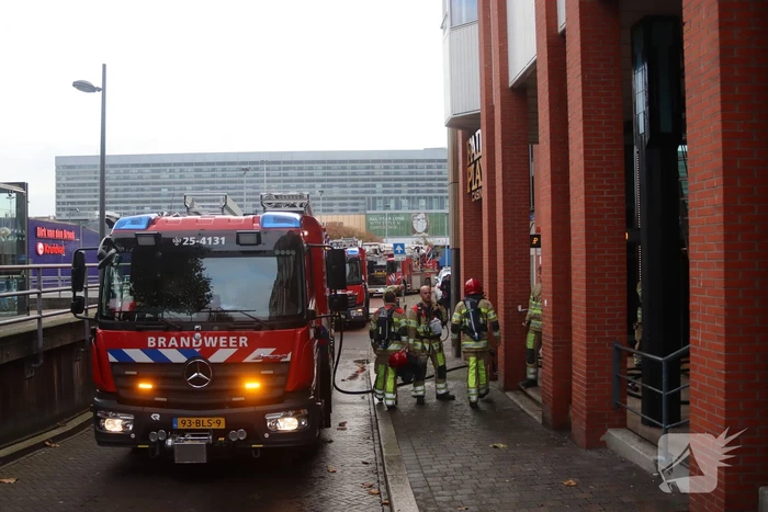 Brand tussen plafondplaten Fair Play Casino