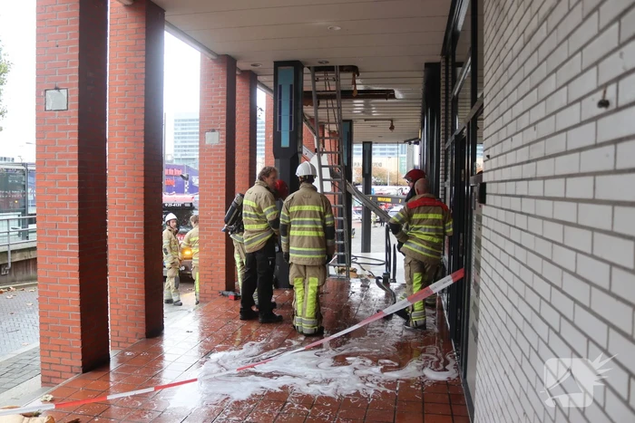 Brand tussen plafondplaten Fair Play Casino