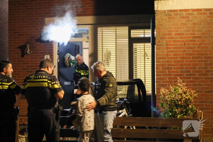 Persoon ernstig gewond bij woningbrand