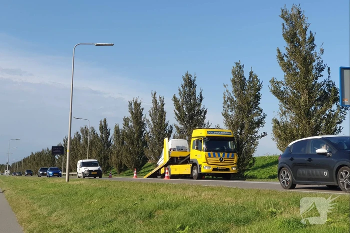 Schade bij aanrijding tussen meerdere voertuigen