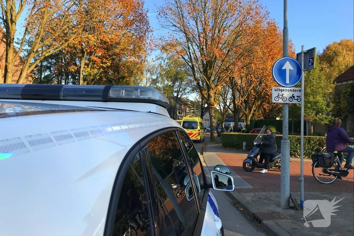 Gewonde na botsing tussen motor en fietser