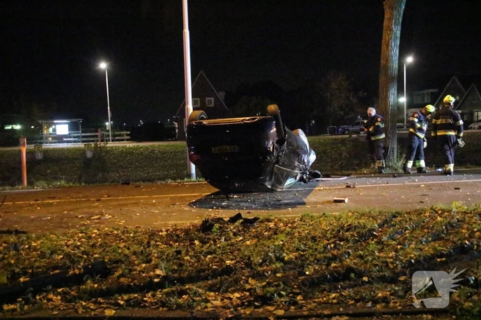 Twee gewonden bij zware crash