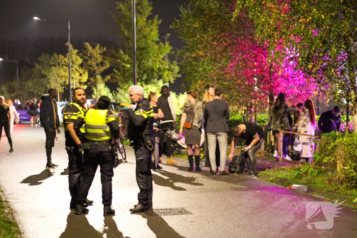 Politie haalt groep uit elkaar bij vechtpartij