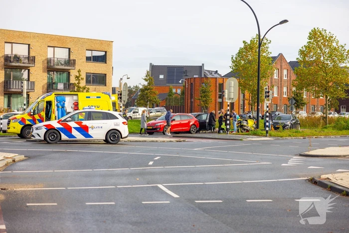 Kop-staart botsing voor stoplicht