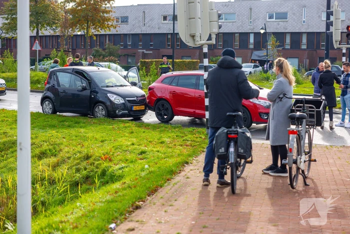 Kop-staart botsing voor stoplicht