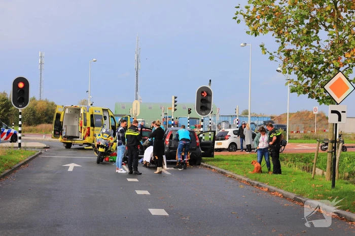 Kop-staart botsing voor stoplicht