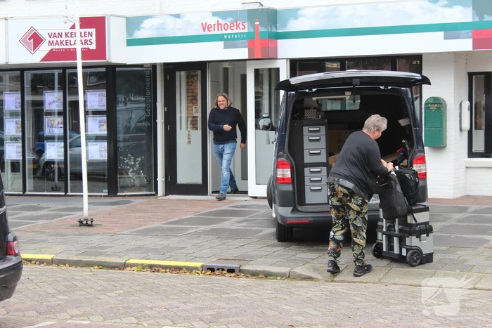 FIOD en politie vallen meerdere panden binnen