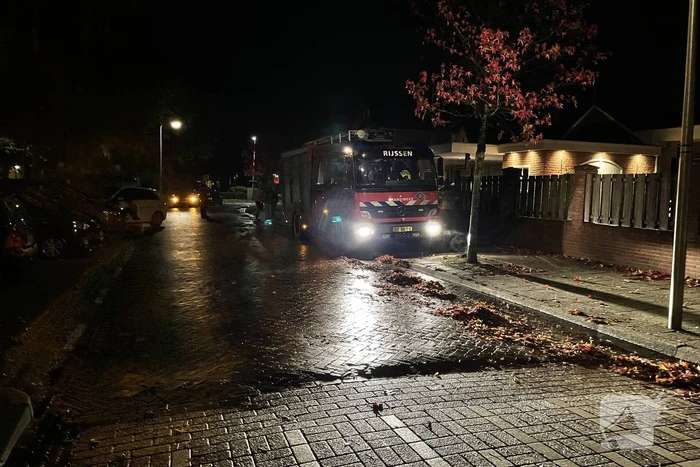 Brand in schoorsteen van woning