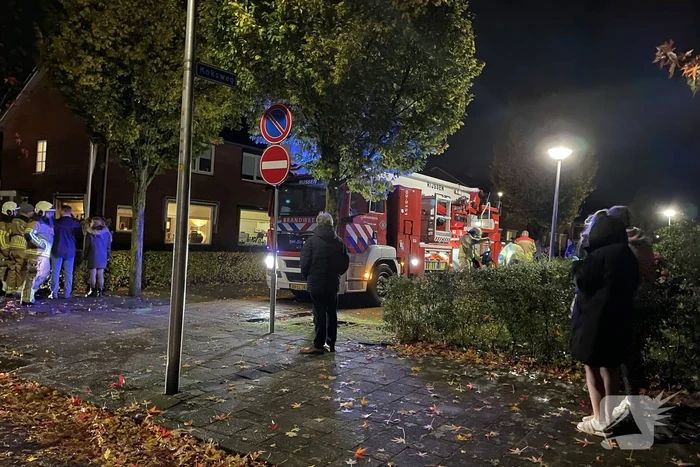 Brand in schoorsteen van woning