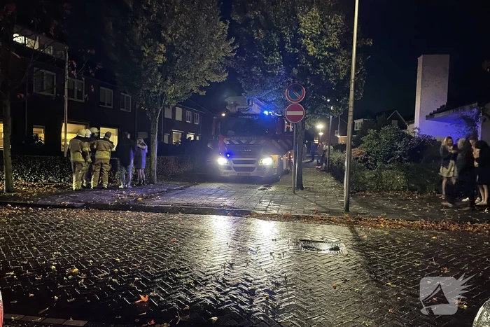Brand in schoorsteen van woning