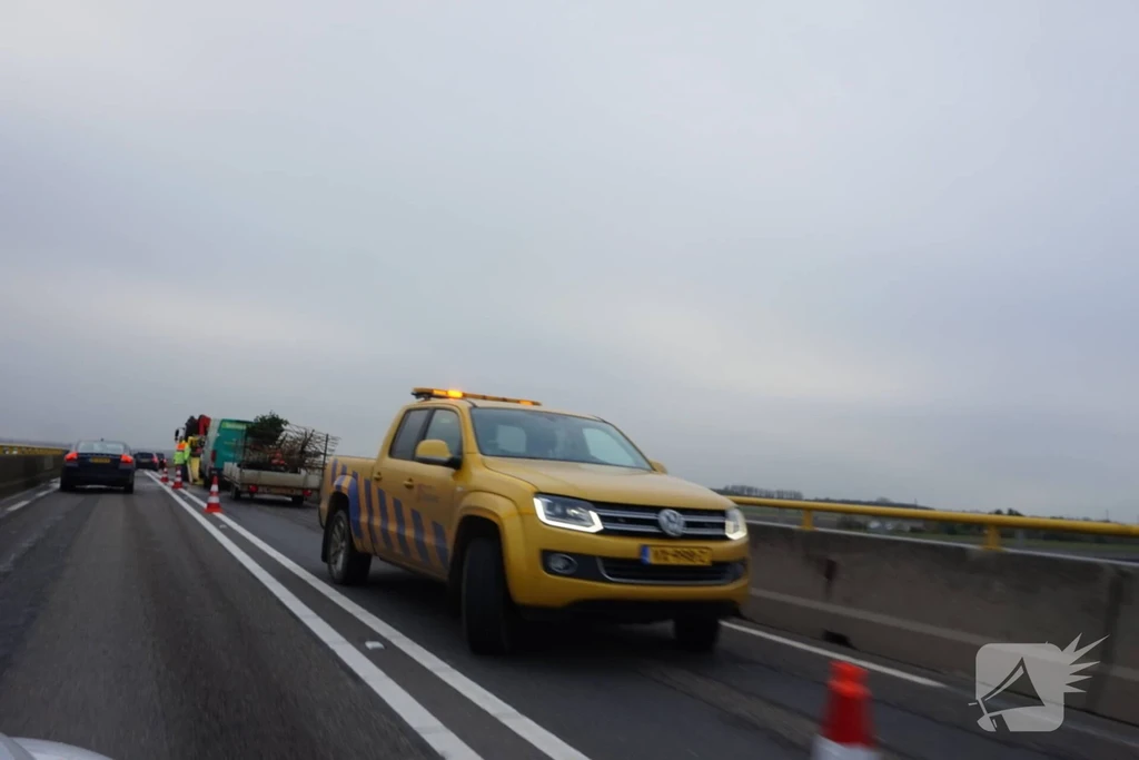Zeelandbrug - N256 112 nieuws Zierikzee 