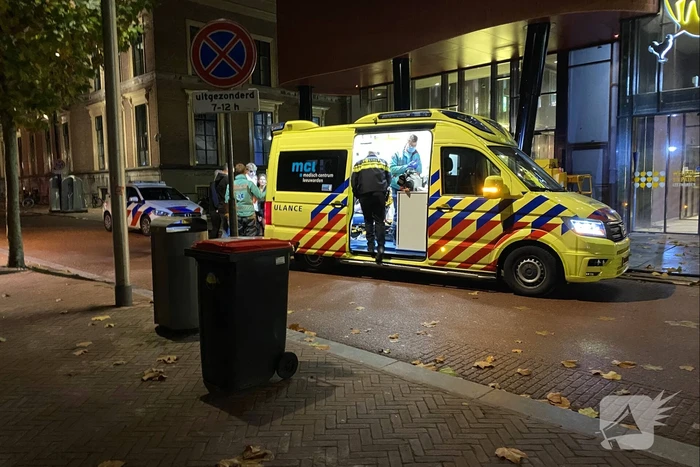 Jongeman mishandeld nadat vriendin wordt lastiggevallen
