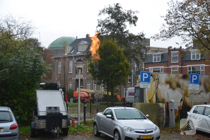 Dakbrand blijkt affakkelen van gas