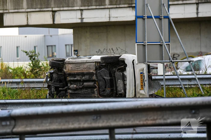 Traumahelikopter landt op snelweg voor ernstig ongeval