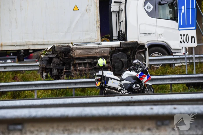 Traumahelikopter landt op snelweg voor ernstig ongeval