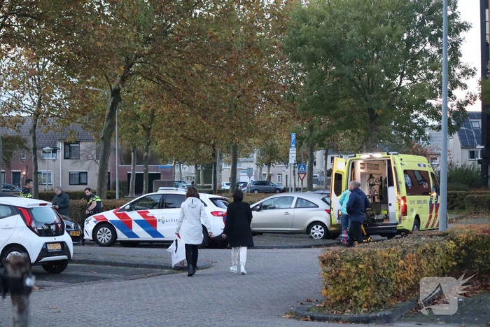 Persoon gewond bij botsing tussen twee auto's