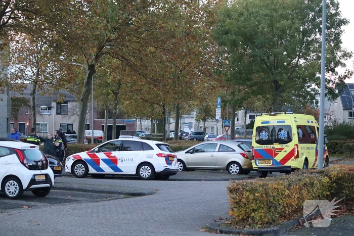 Persoon gewond bij botsing tussen twee auto's