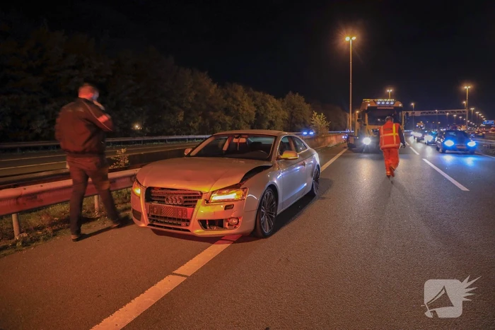 Schade bij kettingbotsing op snelweg