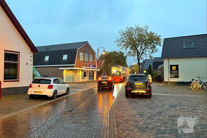 Stuuras van vrachtwagen afgebroken