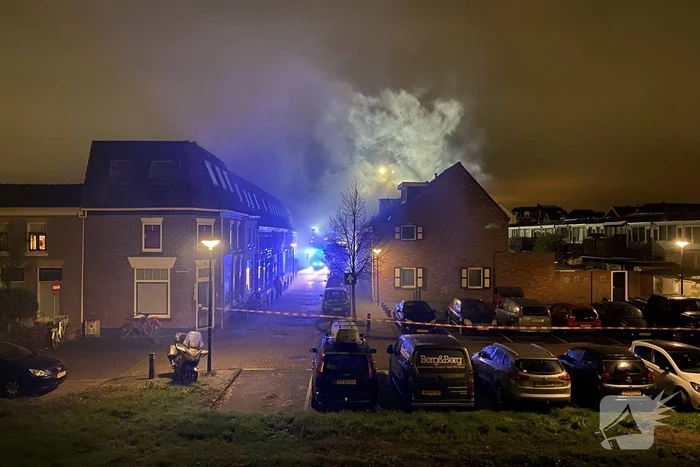 Zeer grote brand op dakterras