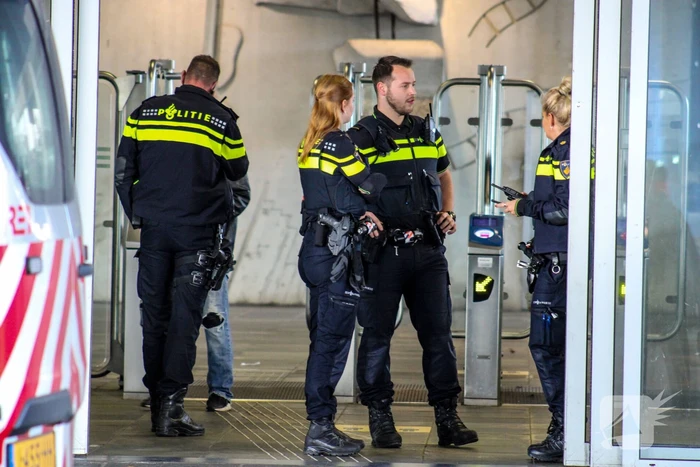 Gewonde bij steekincident na beroving