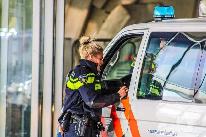 Gewonde bij steekincident na beroving
