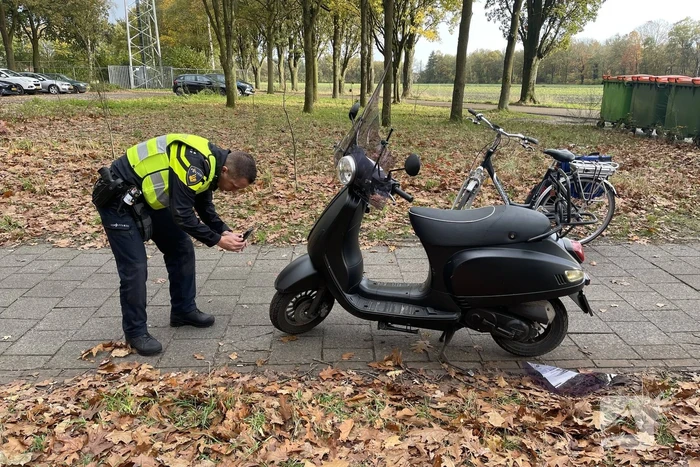 Persoon gewond na val met scooter