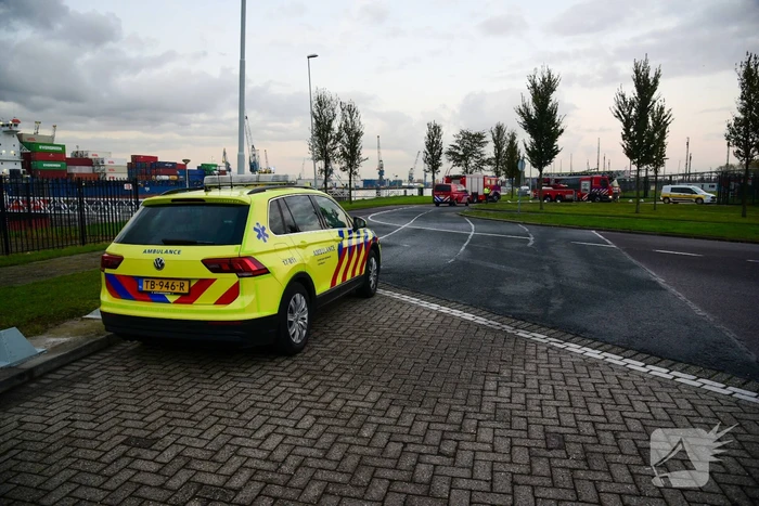 Dikke rookwolken bij uitslaande brand in verdeelstation