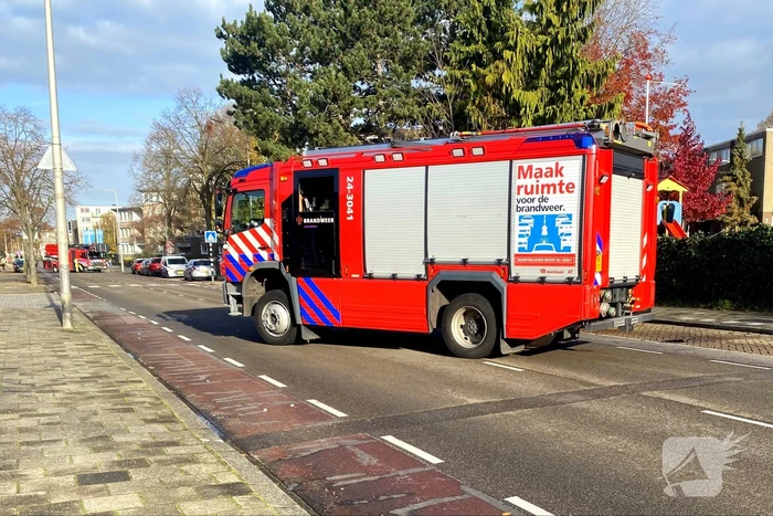 Brandweer doet onderzoek naar vreemde lucht