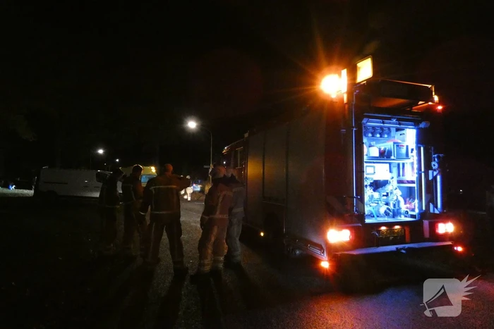 Personenauto belandt in tuin na ongeval met bestelbus
