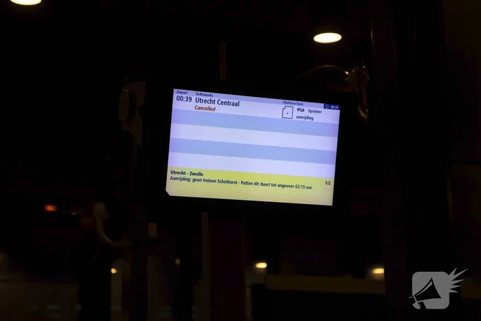 Tijdelijk geen treinverkeer door aanrijding op het spoor