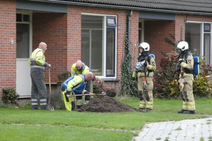 Brandweer doet onderzoek naar gaslucht