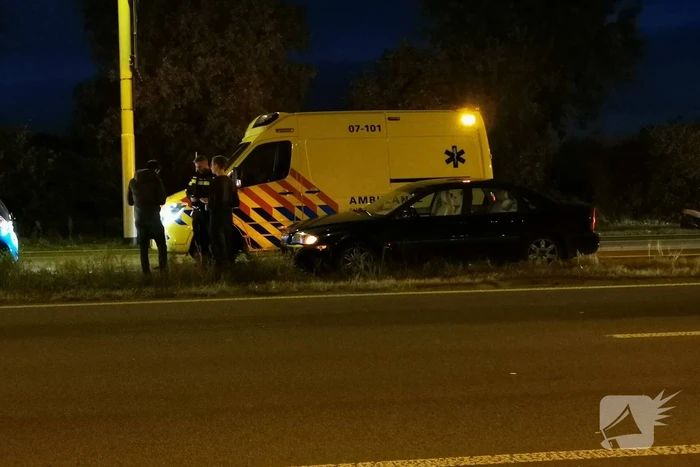 Meerdere auto's en mobiele kraan botsen