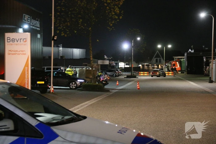 Groot politie onderzoek op bedrijventerrein