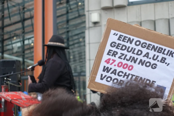 Gedupeerden toeslagenaffaire protesteren bij Belastingdienst
