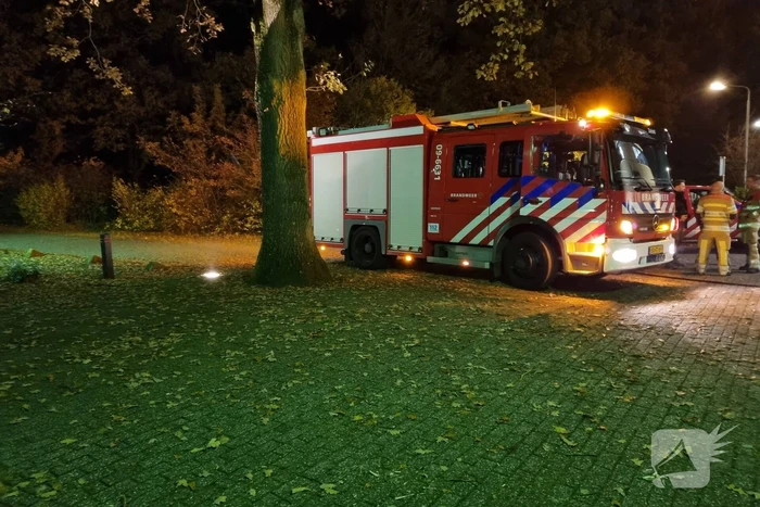 Zwembad ontruimd na mogelijk chloorlek