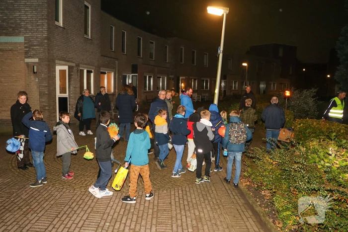 Kinderen langs de deuren voor Sint-Maarten