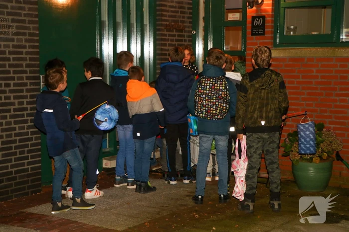 Kinderen langs de deuren voor Sint-Maarten